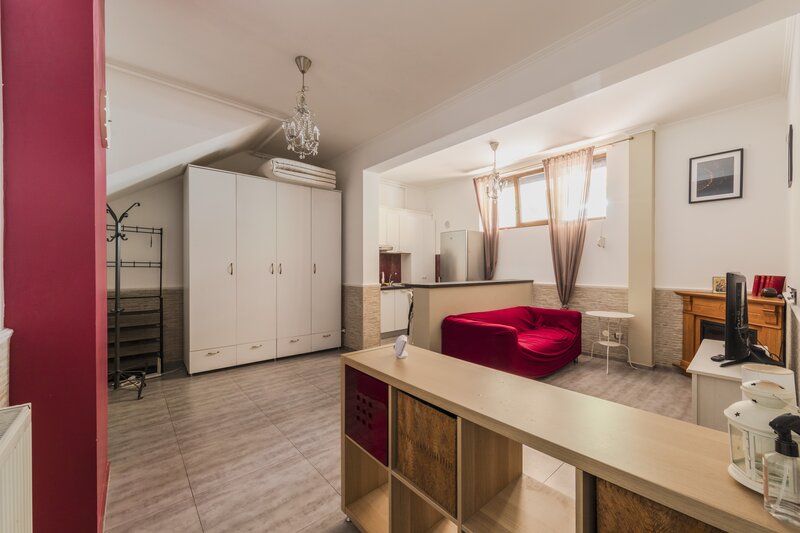 Militari Pacii  Bloc 2012 vanzare apartament 2 camere liber mobilat utilat