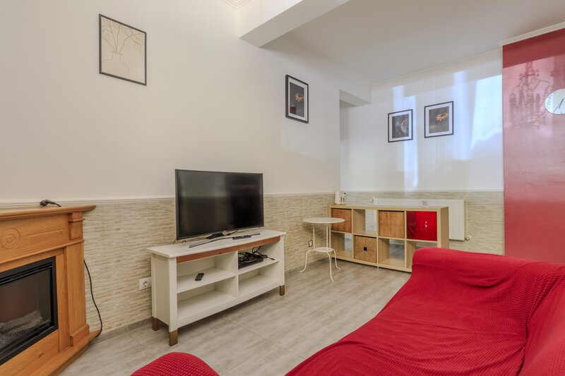 Militari Pacii  Bloc 2012 vanzare apartament 2 camere liber mobilat utilat